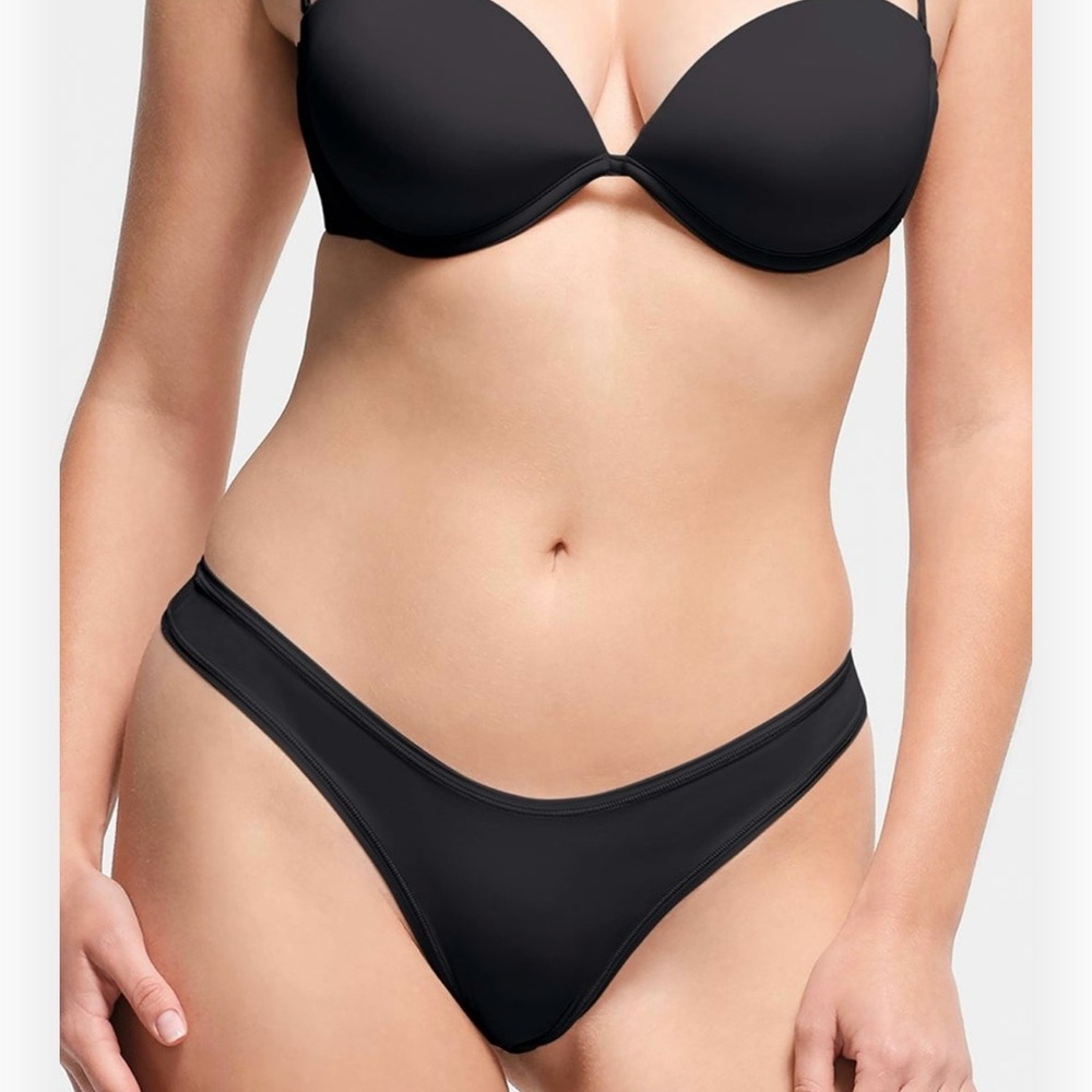 SKIMS Black Multi-Way Bra